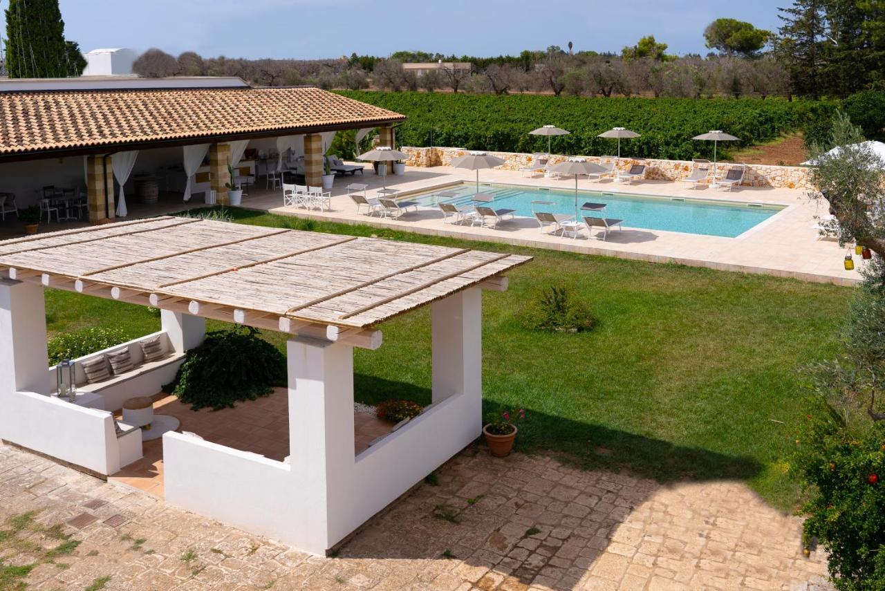 Masseria Tenuta Flora Maria Leverano Exterior foto